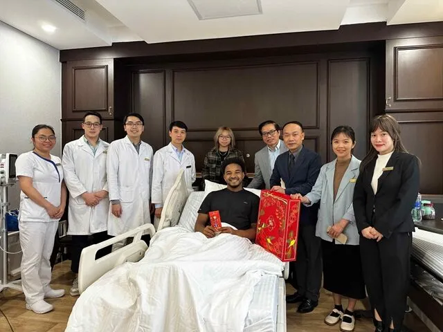 Nguyễn Xuân Son báo tin vui, CAHN hủy diệt sân chơi Đông Nam Á 1 Xuân Son báo tin vui cho NHM ĐT Việt Nam